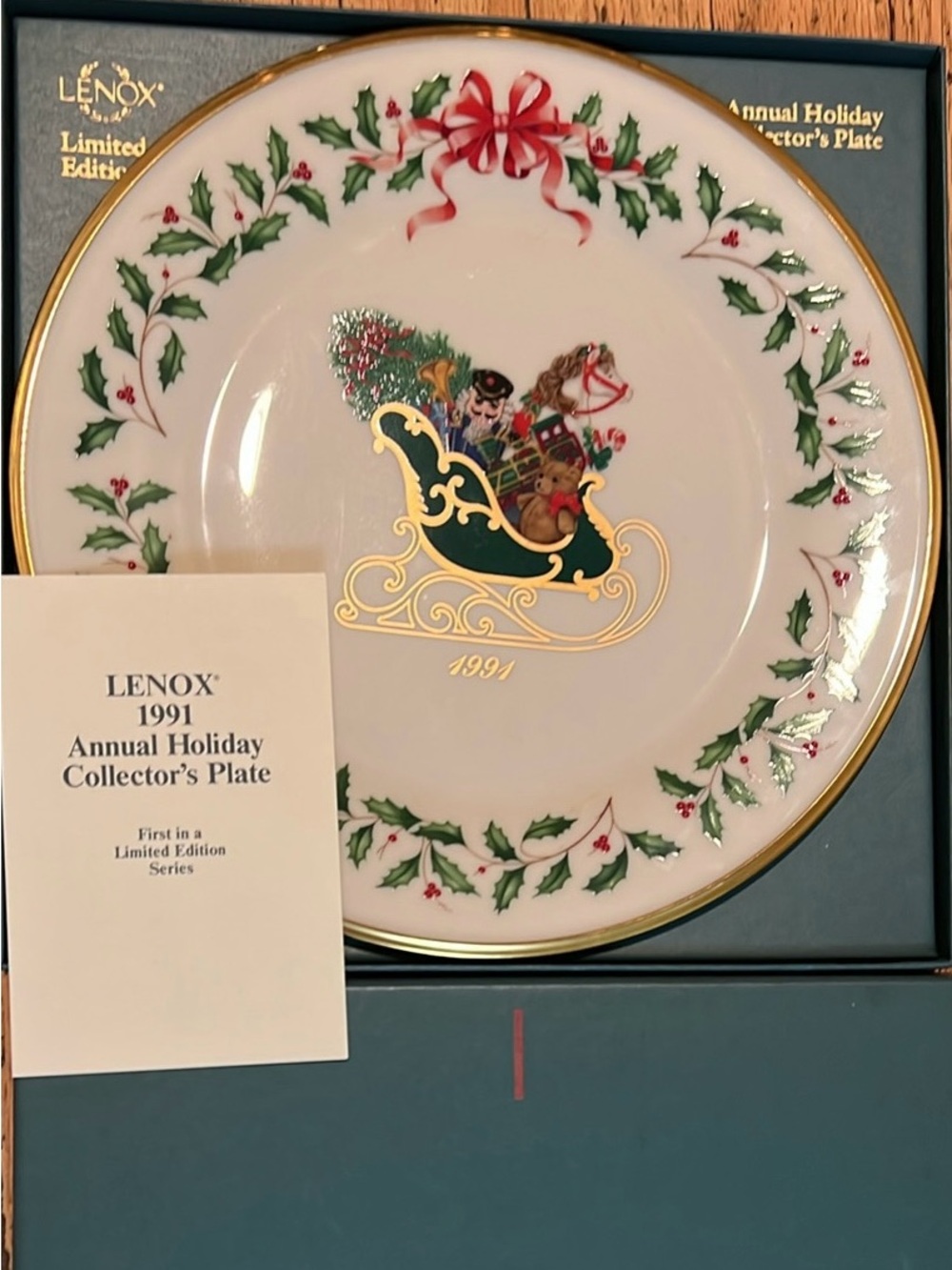 Four Lenox Holiday Collector's Plates 1990’s